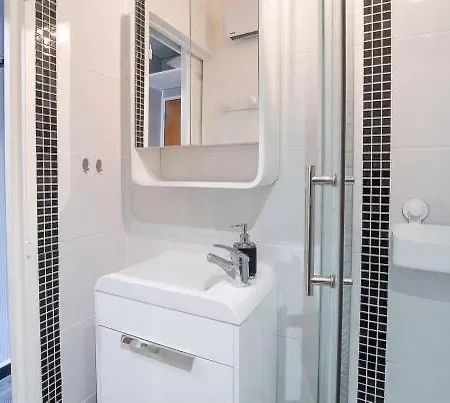 Studio A 100 M De La Mer